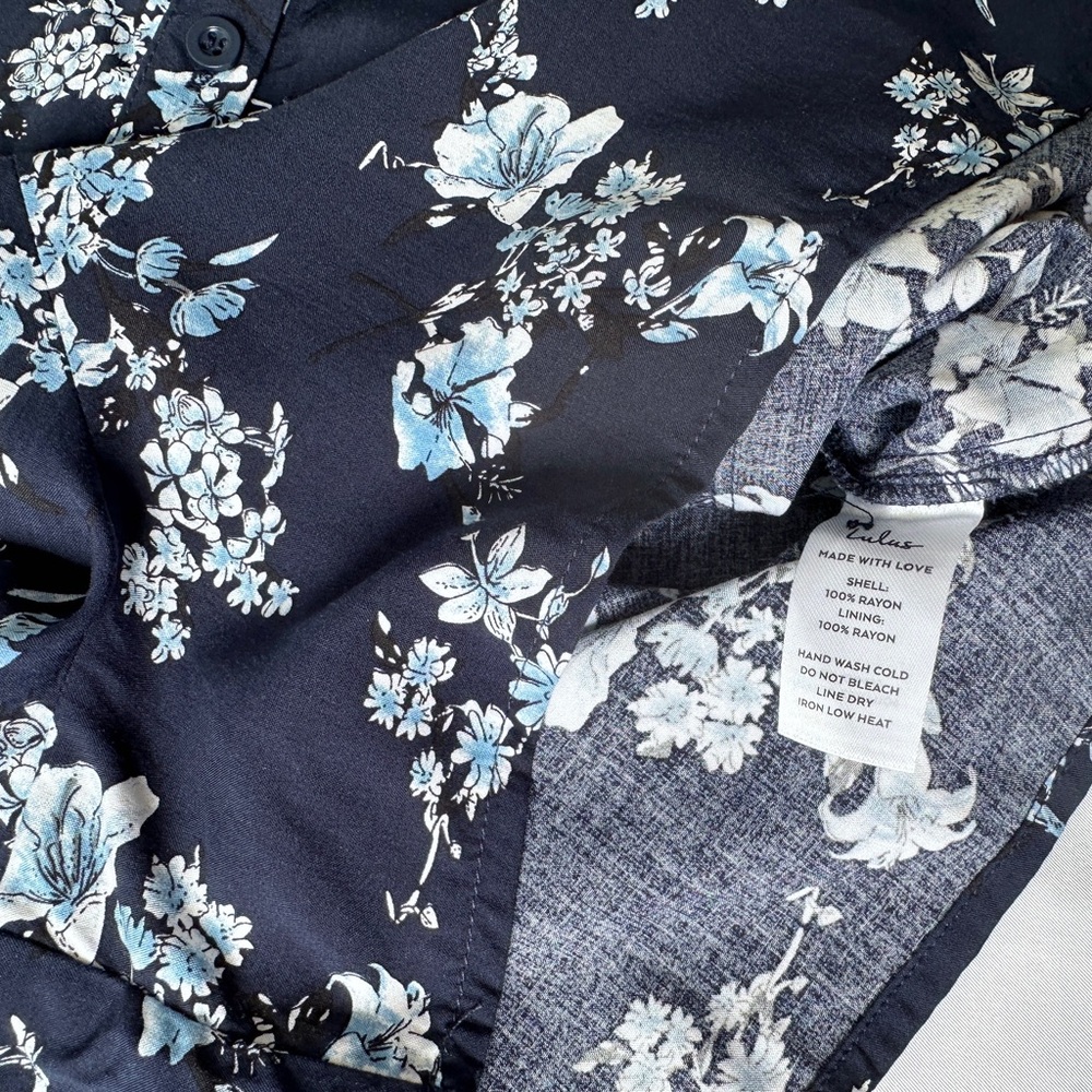 NWT Lulus With Sweetness Floral Print Ruffled Romper - Navy Blue - M - Picture 15 of 15